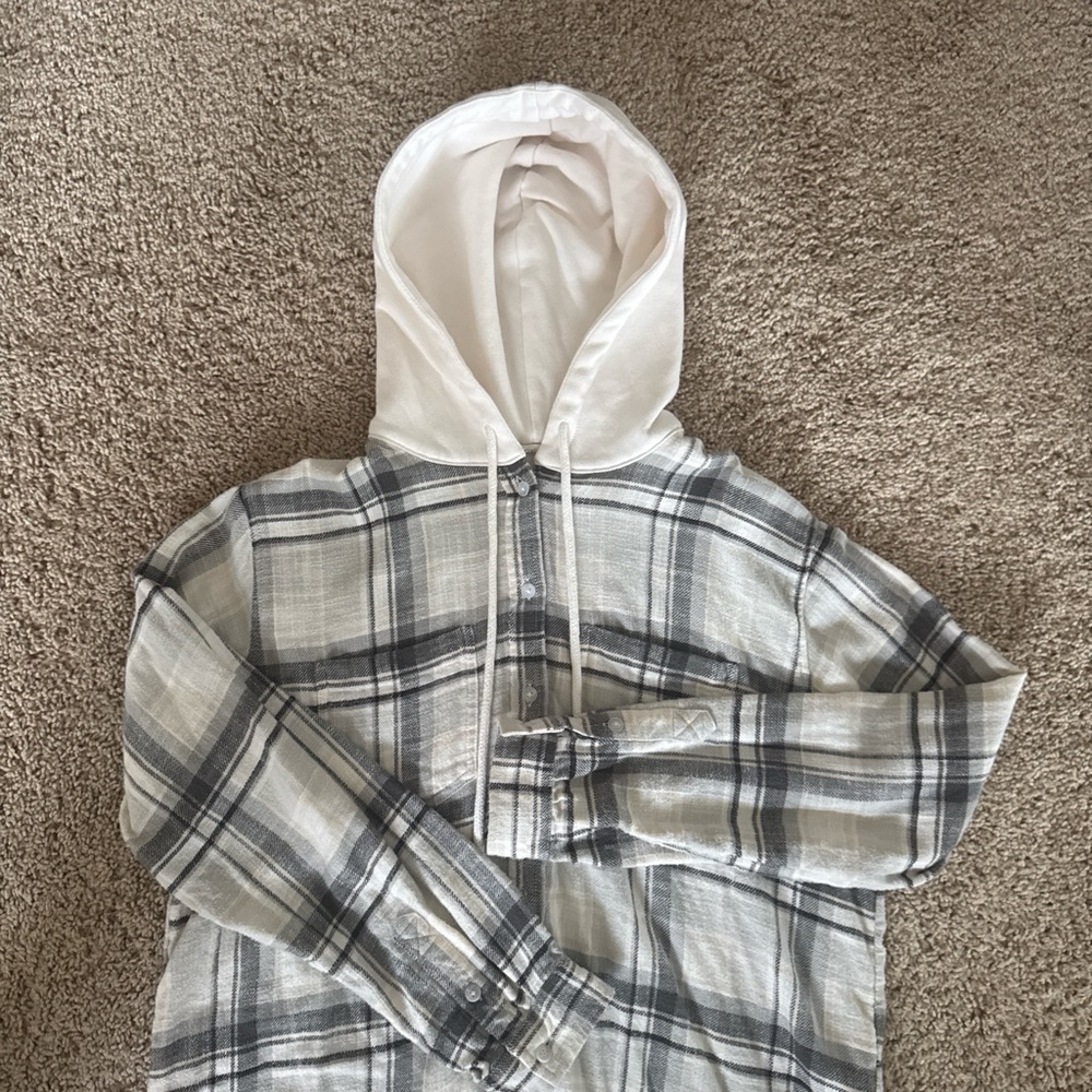 American Eagle plaid hooded flannel